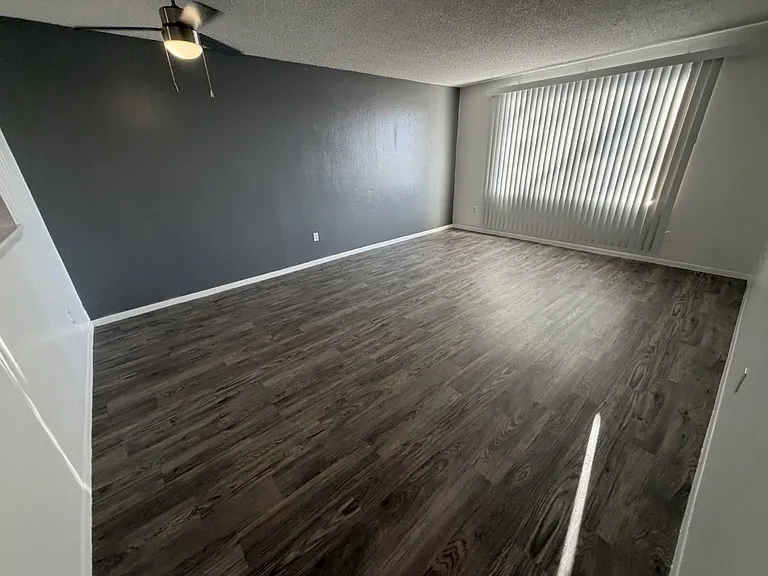 Academy Heights Apartments — Photo 22