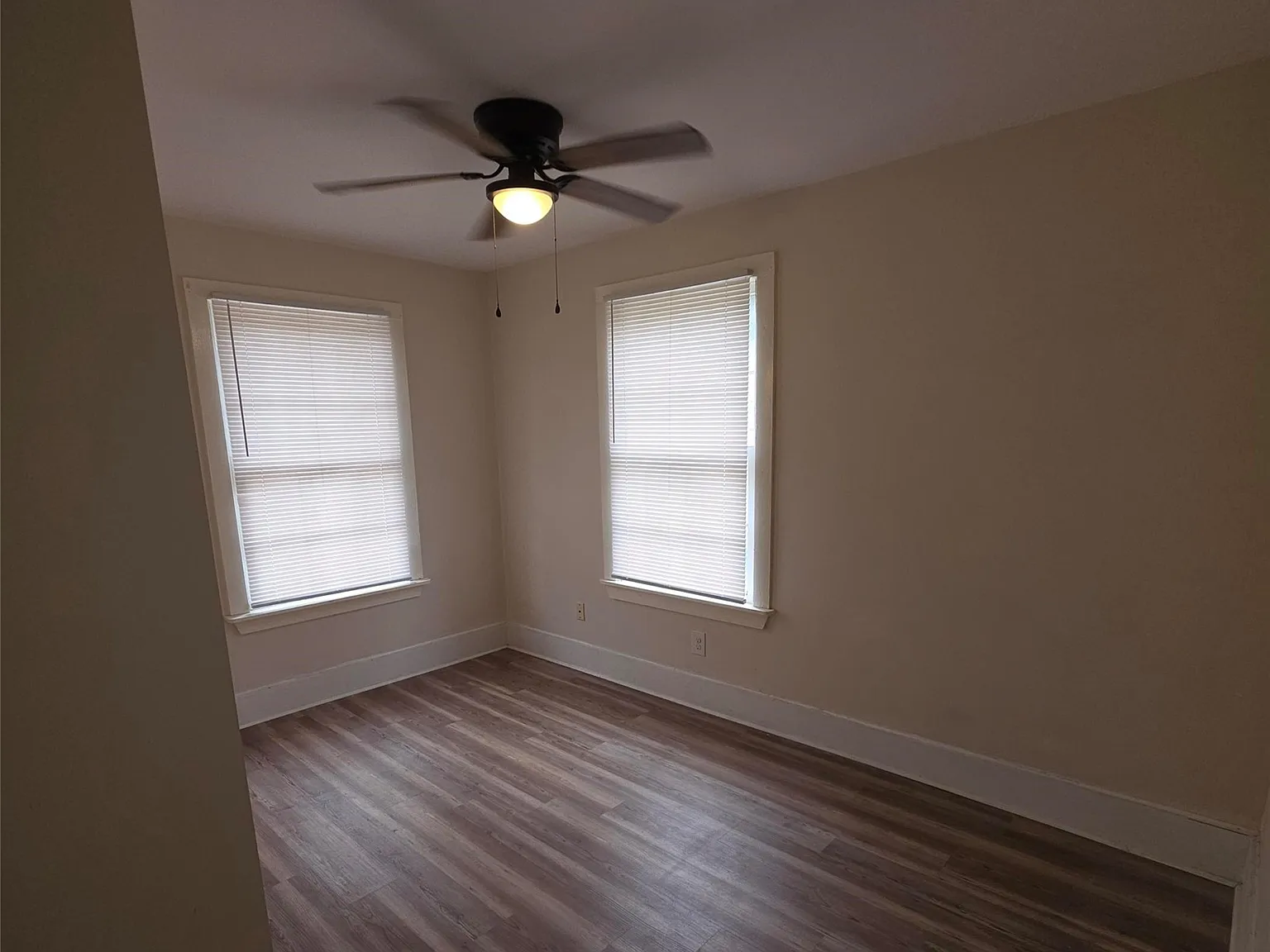 2 bed, 2.0 bath, 900 sqft, $1,225 — Photo 4