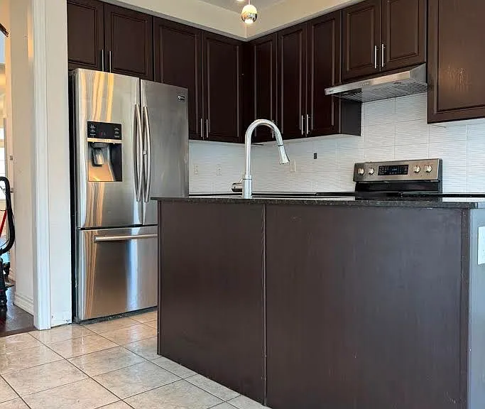 1243 Ronald Inche Dr — Photo 2