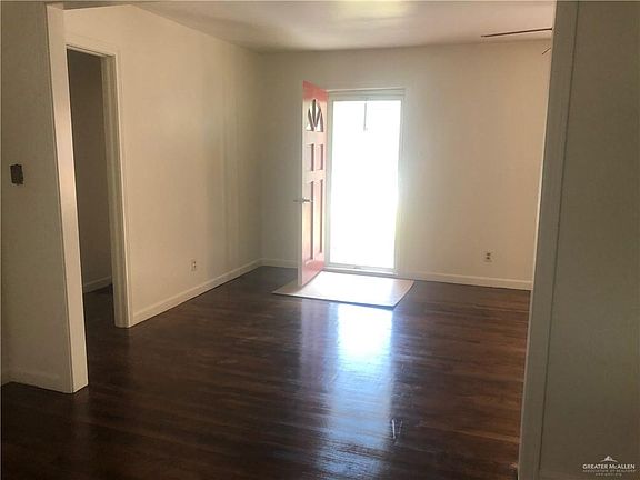 5th image of 714 E Miller Ave