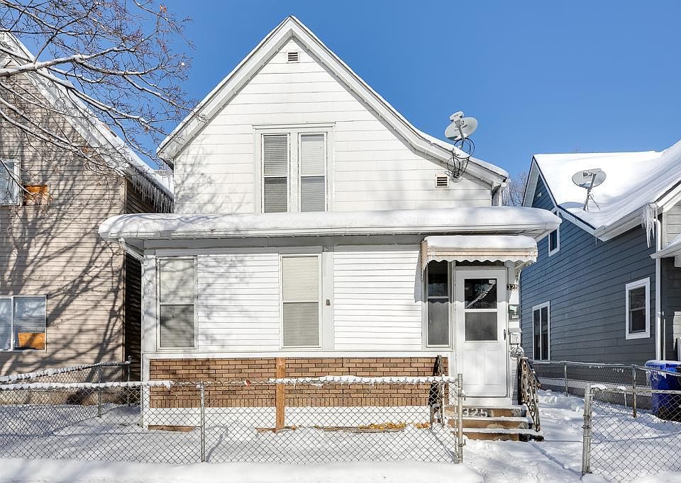 1st image of 325 Charles Ave