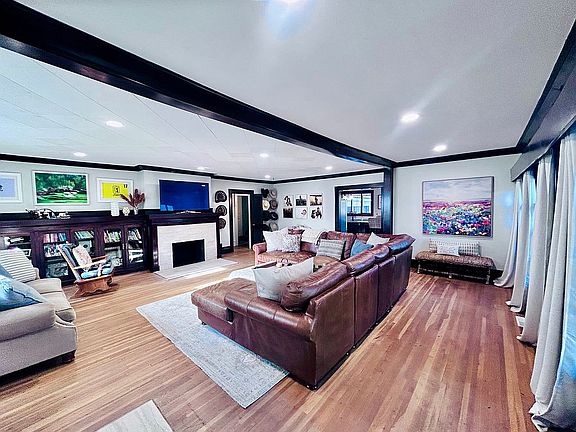 Main living room