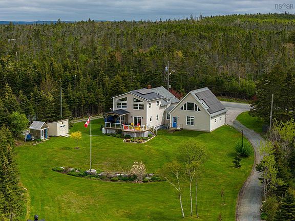 2nd image of 2270 Ostrea Lake Rd