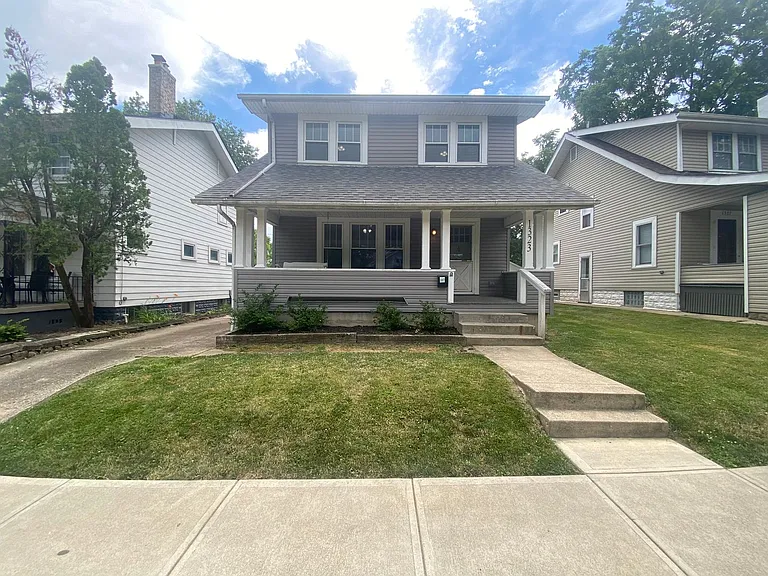 1323 W 3rd Ave — Photo 1