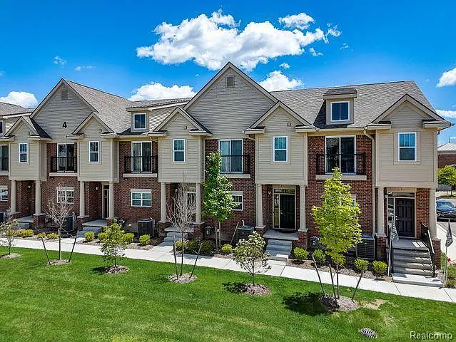 25503 Grandview Ln #26 photo 1