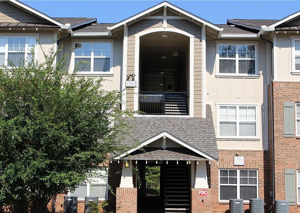 1st image of 833 Old Greenville Hwy APT 1231