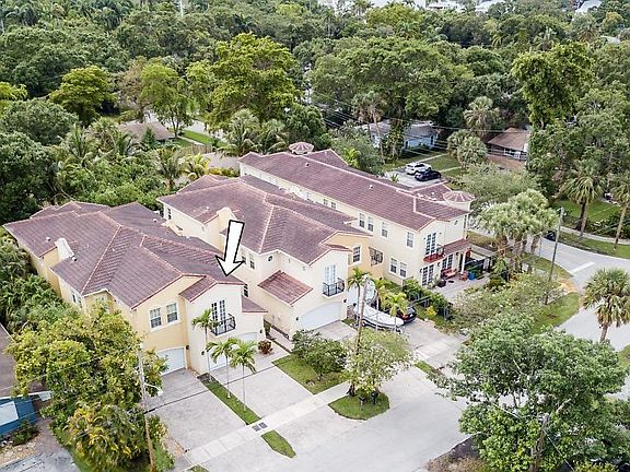 2nd image of 2309 SW 18th Ave