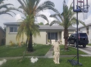 19120 NW 10th Ave, Miami Gardens, FL 33169
