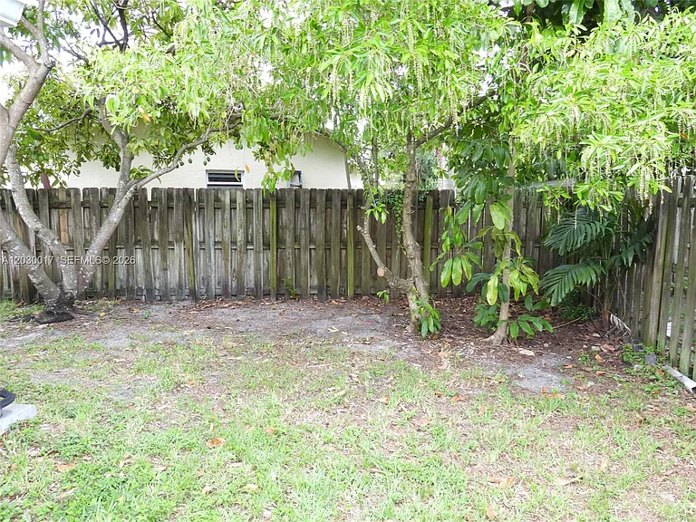 9331 NW 33rd Mnr — Photo 29