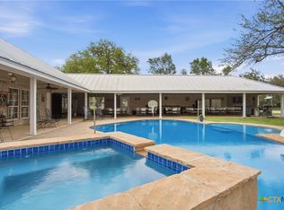 642 Phantom Rider Trl, Spring Branch, TX 78070