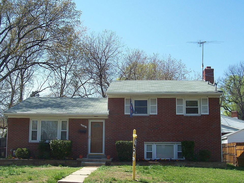 Wonderful, all brick home with 4 finished levels!