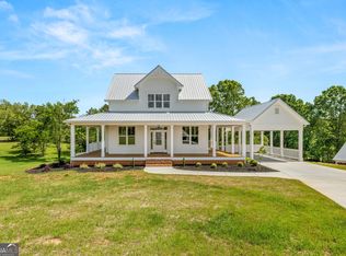 401 Roper Dr, Clarkesville, GA 30523