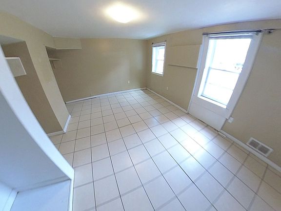 3rd image of 429 S Henderson St #3