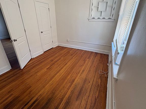 5th image of 3702 S Broadway APT 2S
