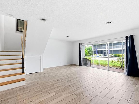 4th image of 25500 Cockleshell DR #503