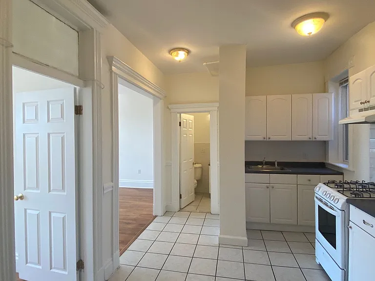 1292 Commonwealth Ave #3D — Photo 10