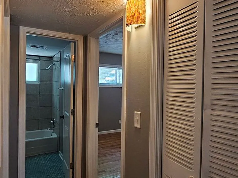 University Row Apartments