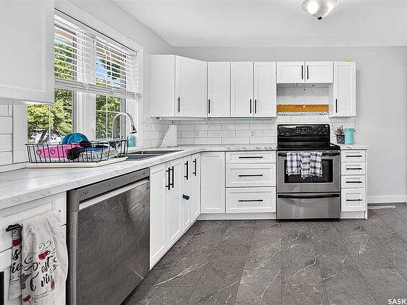 5th image of 1249 Grace STREET