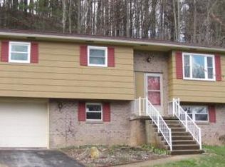 124 Sue Ln, Daniels, WV 25832