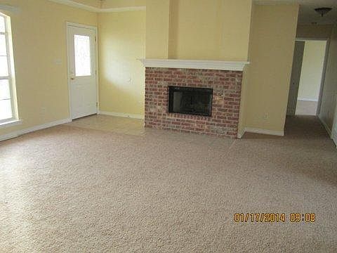 1st image of 3209 N 6th St
