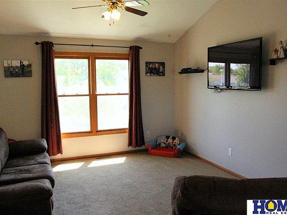 4th image of 10531 N 136th St