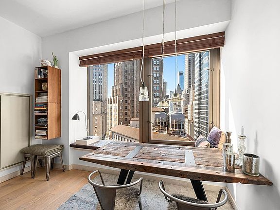3rd image of 75 Wall St #30L
