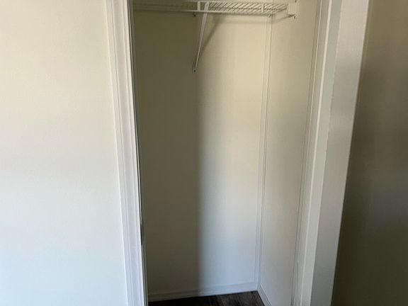 3rd image of 61 Charlotte St