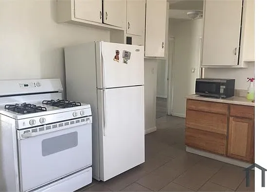 150 E 57th St #3 — Photo 3