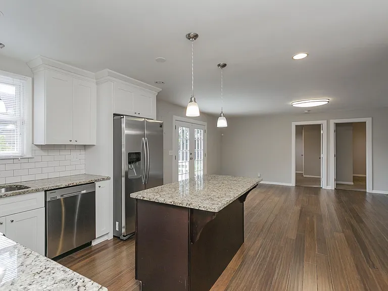 2308 Osage St — Photo 10