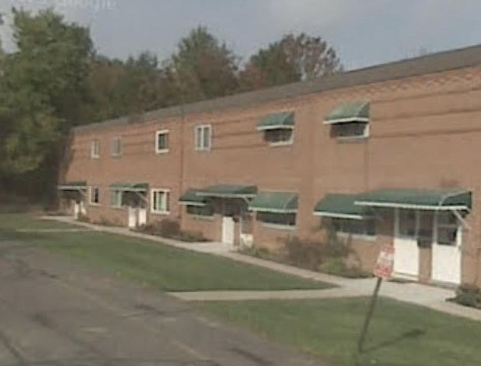 1st image of 225 Dalepark Dr