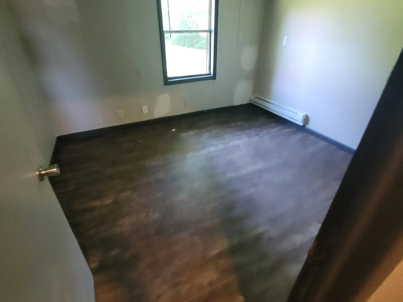 3 bed, 1000 sqft, $995 — Photo 4