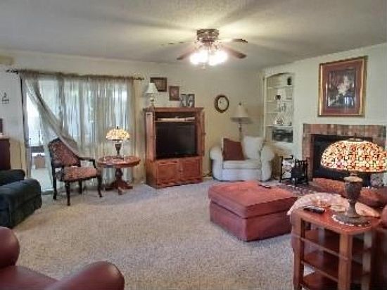 5th image of 3406 Thames Dr