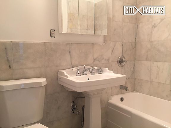4th image of 525 W End Ave APT 11C