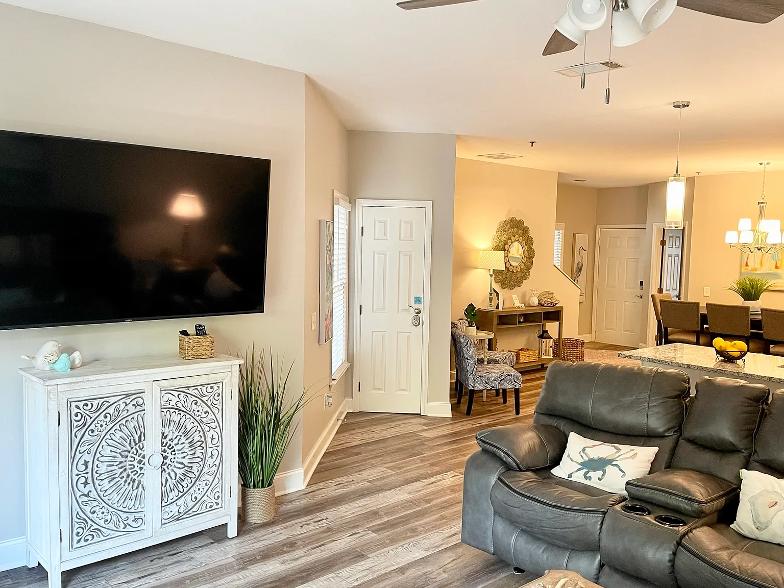 19 Lemoyne Ave — Photo 4