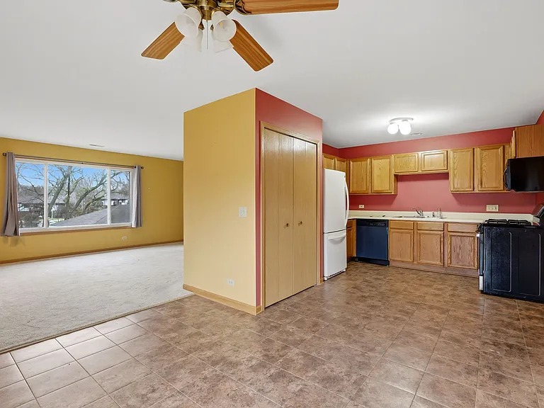 490 Westwood Ct #D — Photo 7