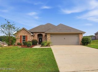 801 Ascham Ct, Pearl, MS 39208