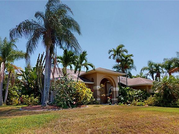 2nd image of 1142 SW 28th St
