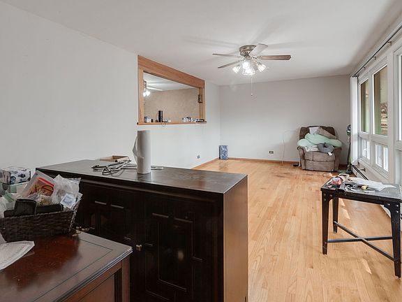 2nd image of 1301 Adams St