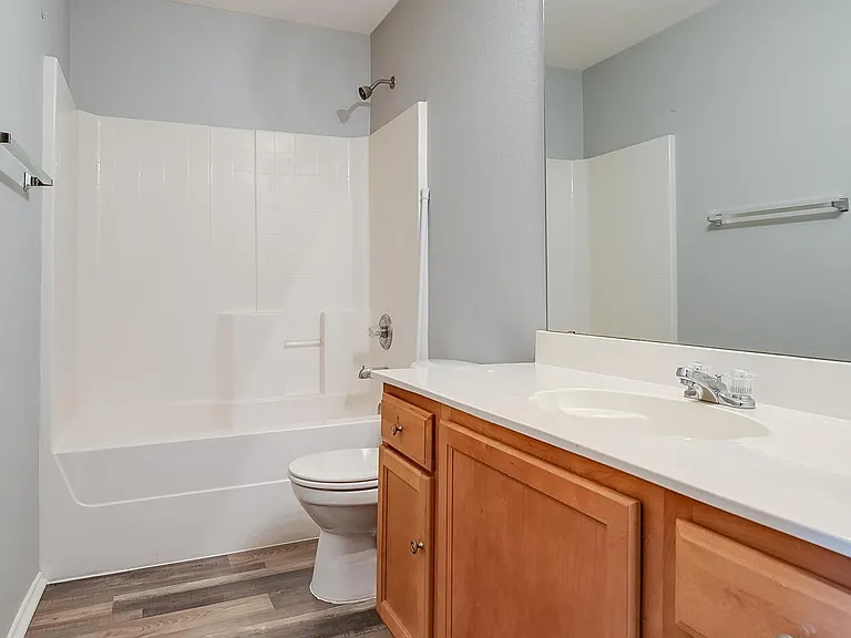 228 Meadow View Ln — Photo 25