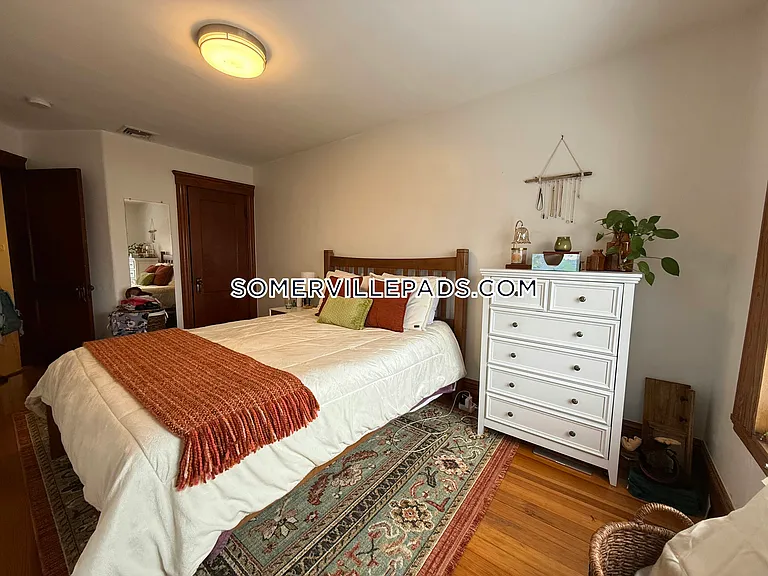 449 Broadway #2 — Photo 14