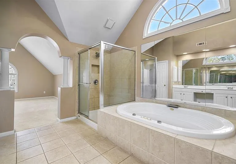 130 Candler Ct — Photo 34