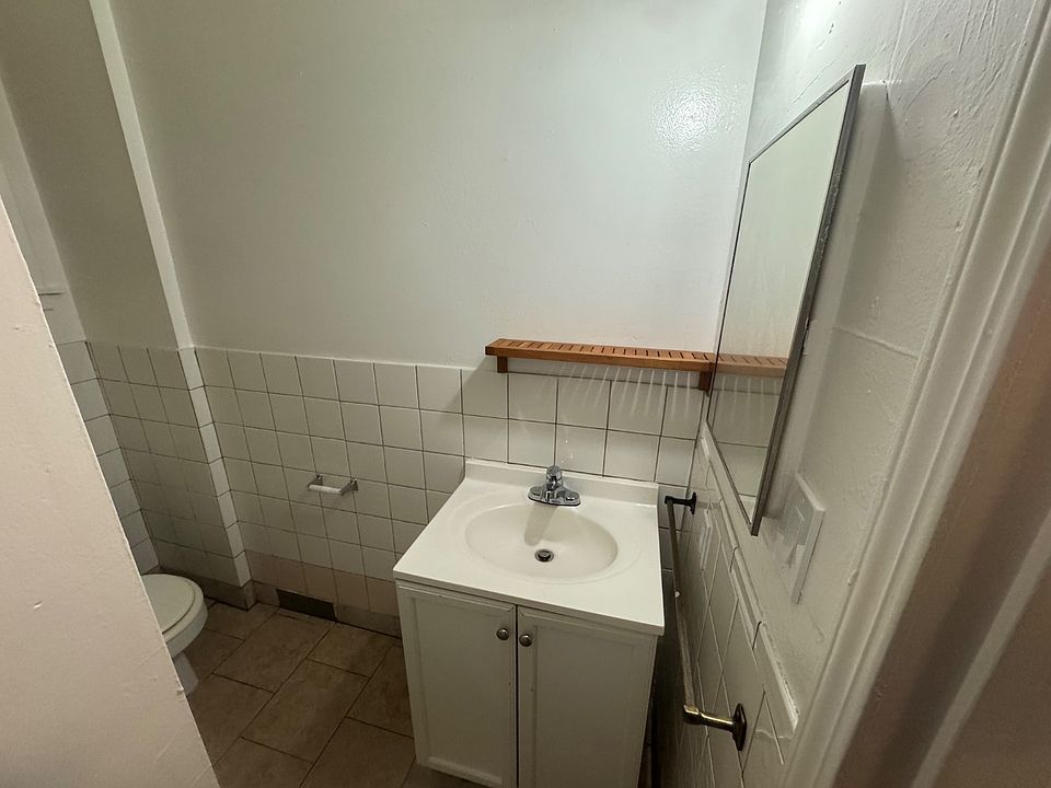 Unit Photo