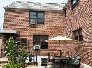 20-62 23rd St #1B, Astoria, NY 11105