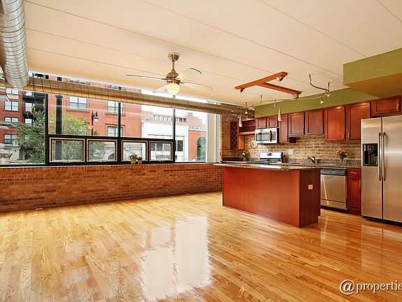 Kitchen/Living Room