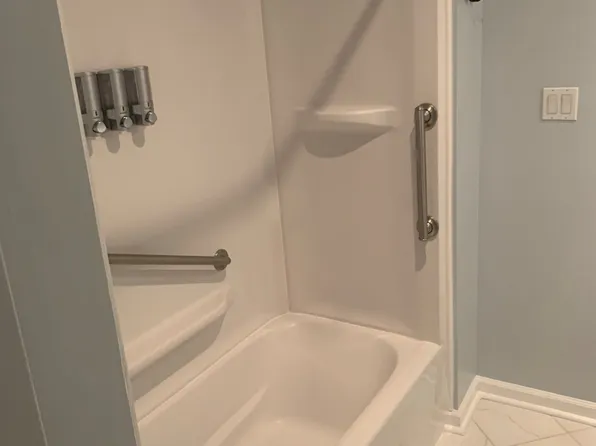 12949 Grays Pointe Rd #B, Fairfax, VA 22033