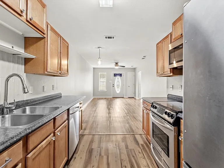 5467 Quail Creek Cir — Photo 12
