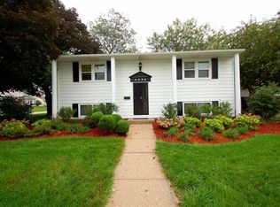 4406 49th St, Moline, IL 61265