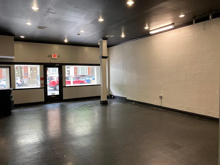 141 N 5th St #COMMERCIAL SPACE — Photo 8