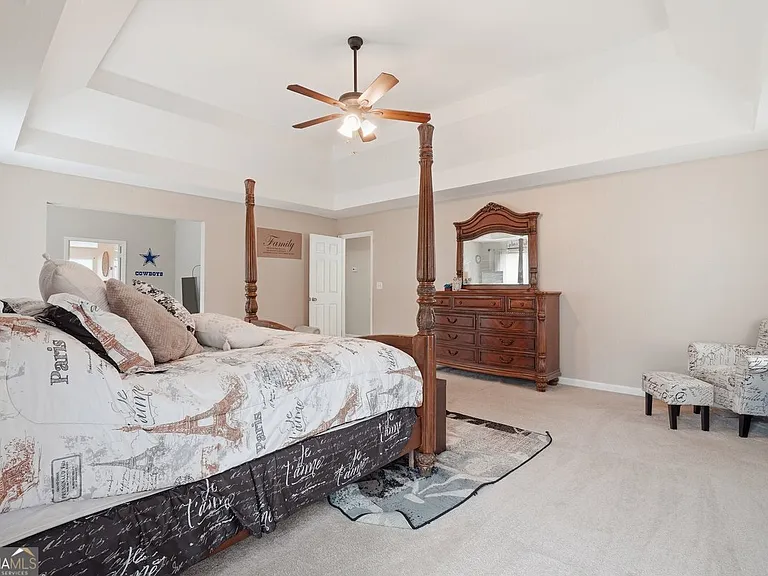 3951 Oak Field Dr — Photo 29
