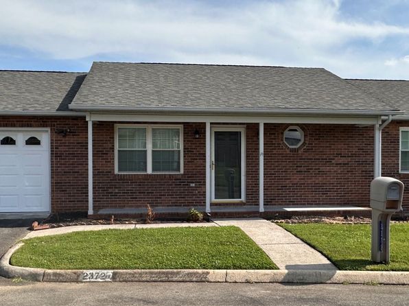 2372 Governors Ct